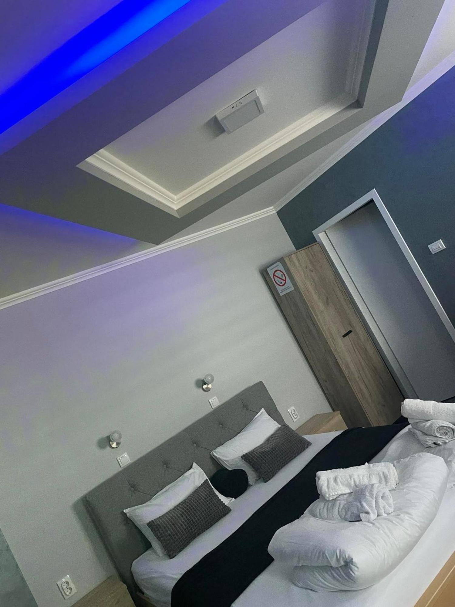 Feher Akac Guest House Palić المظهر الخارجي الصورة
